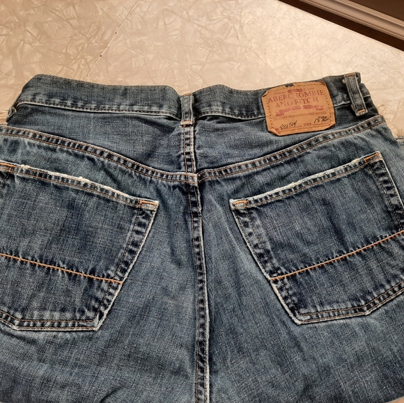 5/$25 Men's Abercrombie & Fitch cut off denim shorts 32 - Picture 7 of 7